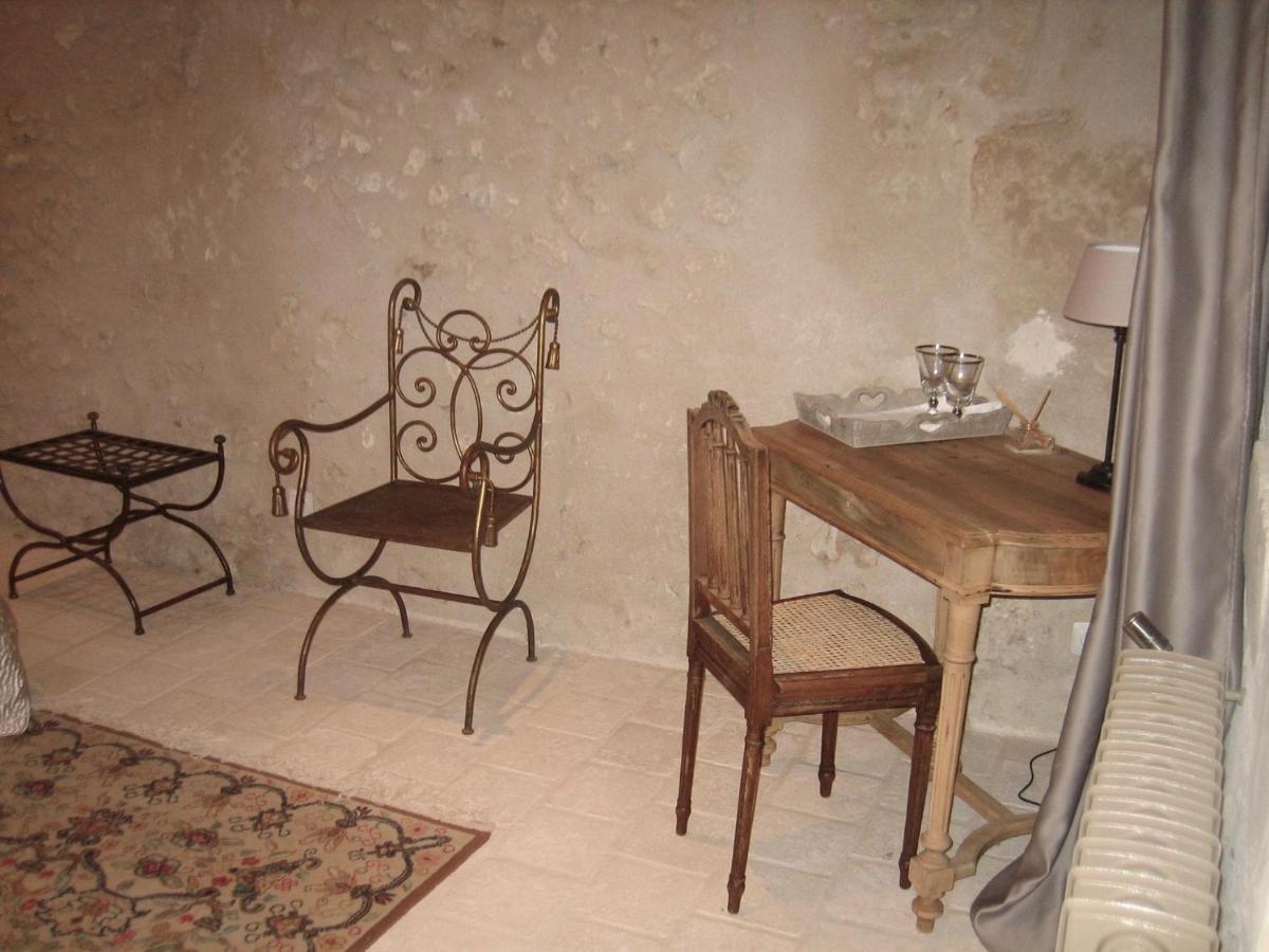La Chambre Des Dames Valleres Luaran gambar