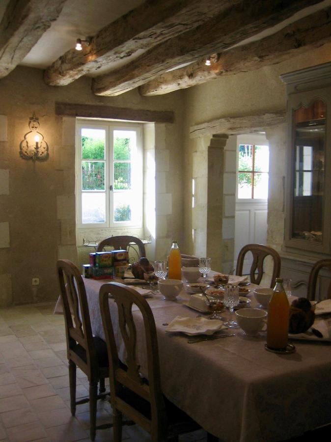 La Chambre Des Dames Valleres Luaran gambar